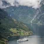 Semester   Norge Vika Feriesenter Vandring Trollstigen Røros Oppdal norway norge Myskoxsafari Muskossafari Magiskt Kongsvold Karlvika IMI Stølen Hjerkinn Geiranger fjorden Geiranger Fosnavåg Elmirs Pizza Place Dovrefjell Dovrefjäll Dalsnibba berg 