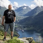 Semester   Norge Vika Feriesenter Vandring Trollstigen Røros Oppdal norway norge Myskoxsafari Muskossafari Magiskt Kongsvold Karlvika IMI Stølen Hjerkinn Geiranger fjorden Geiranger Fosnavåg Elmirs Pizza Place Dovrefjell Dovrefjäll Dalsnibba berg 