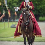 Barocka damer och tornerspel på Skoklosters slott tornerspel svärd slott skoklosters slott skokloster riddarspel riddare lans hästar damer barocka damer barock 