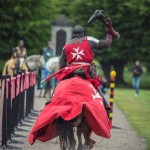 Barocka damer och tornerspel på Skoklosters slott tornerspel svärd slott skoklosters slott skokloster riddarspel riddare lans hästar damer barocka damer barock 