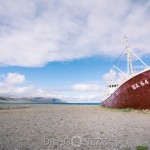 Island 2016   Dag 3 waterfall vattenfall väg stranded strandad snow snö skepp ship ödehus mountain islandshäst island iceland häst fjäll fell Dynjandi bro boat berg båt asfalt 